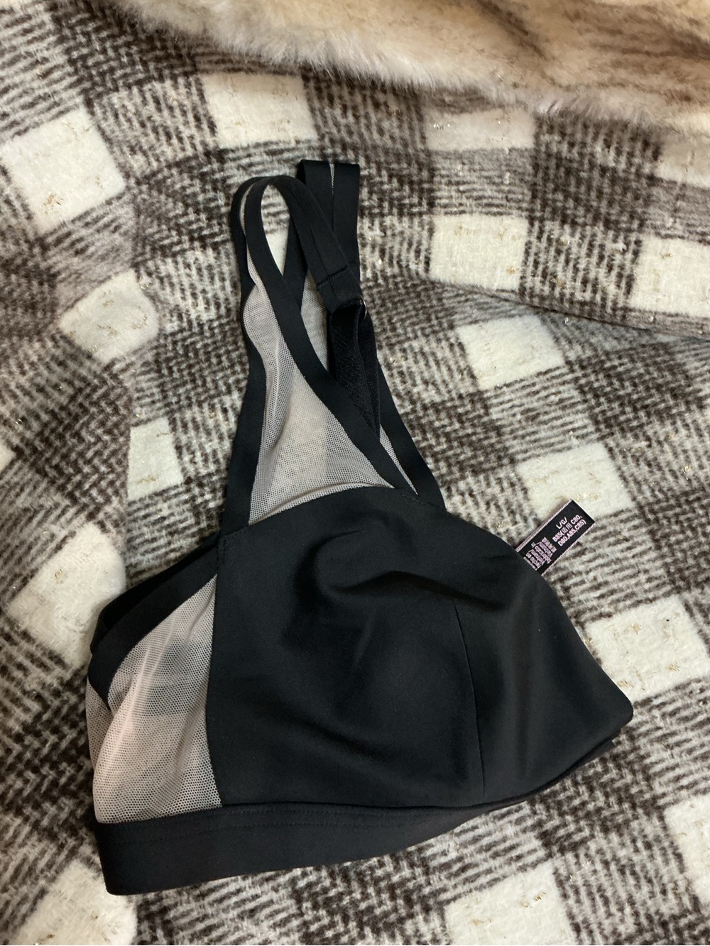 VICTORIA SECRET BODY BRALETTE